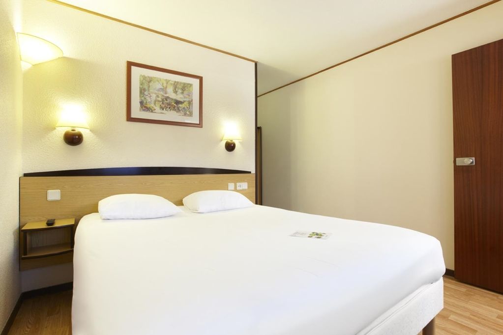 Campanile Hotel & Restaurant Χάουντα Εξωτερικό φωτογραφία